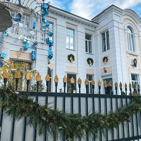 Бутик-Отель Белый Дом Балерины Sukhumi Eksteriør billede