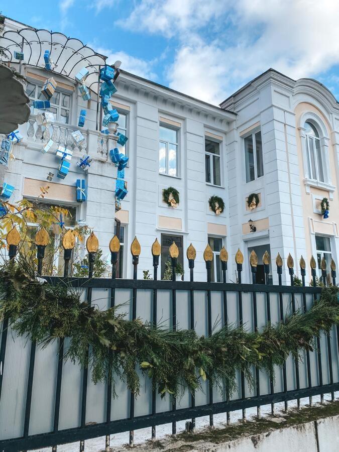 Бутик-Отель Белый Дом Балерины Sukhumi Eksteriør billede
