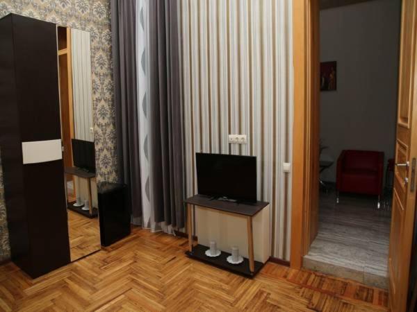 Бутик-Отель Белый Дом Балерины Sukhumi Eksteriør billede